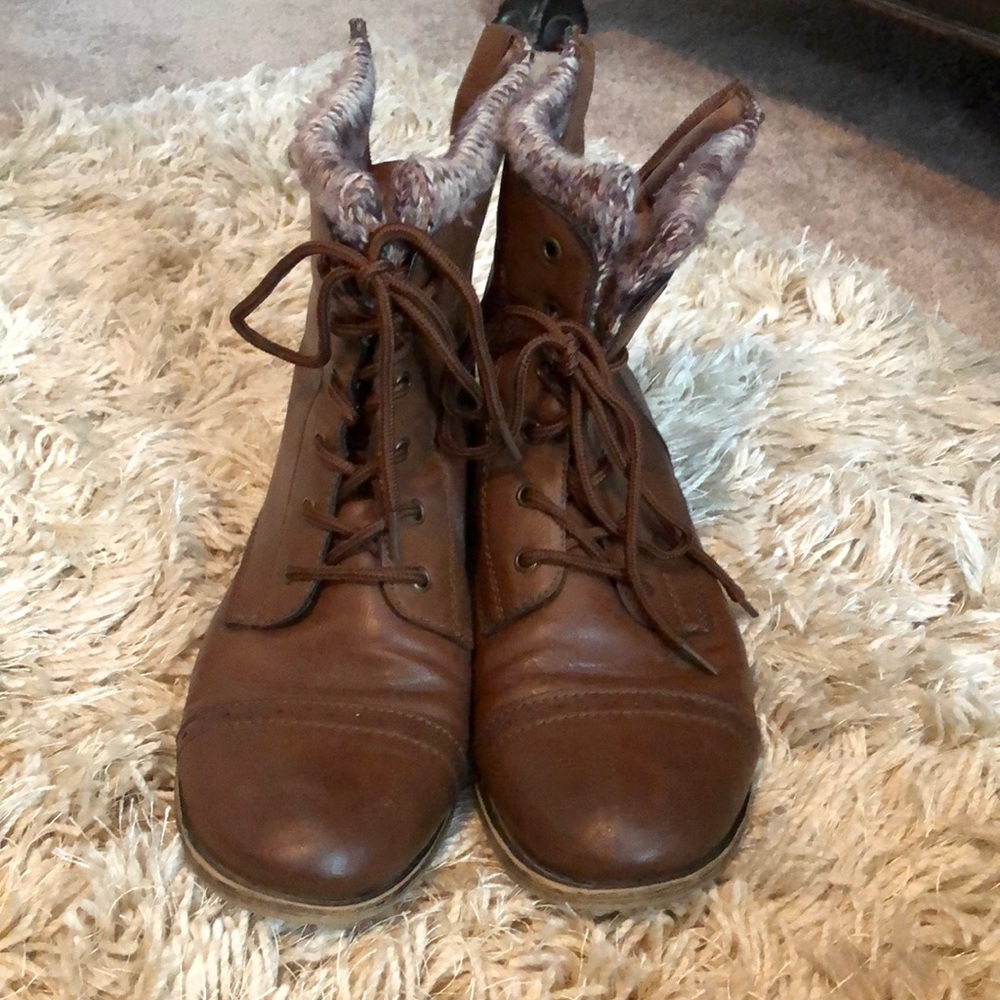 Mudd brown combat boots